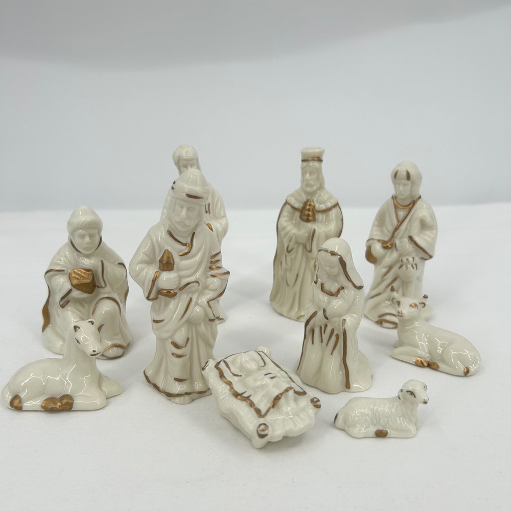 Vintage Style Porcelain Nativity Set 10 Piece Cream Gold Gilt Holiday Decor